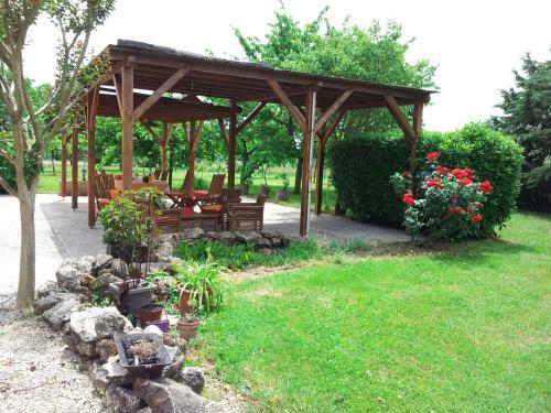 Hostal Domaine De Sonnard