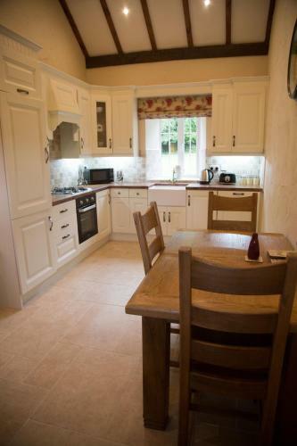 Apartamento Ardagh Suites Self Catering