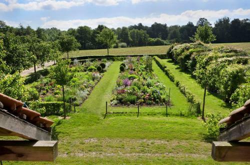B&B Kasteelhoeve De Kerckhem