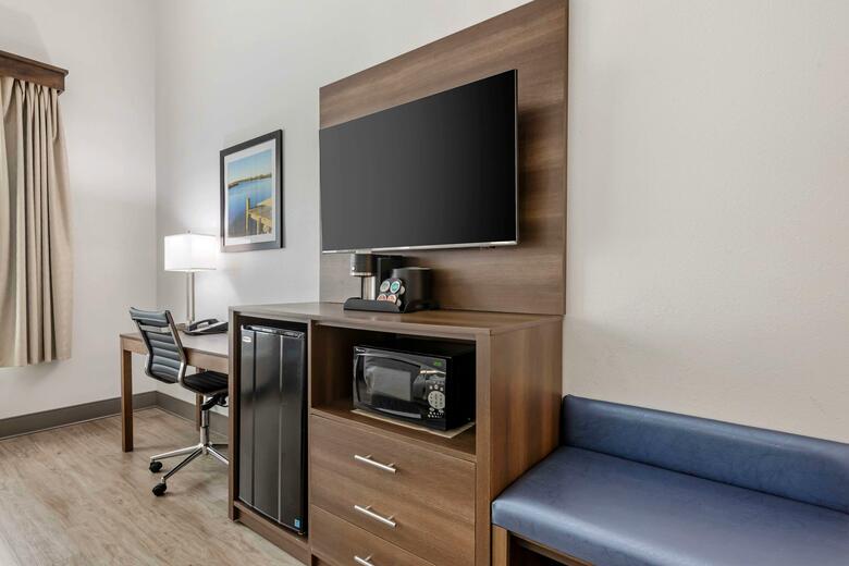 Hotel Best Western Plus First Coast Inn And Suites
