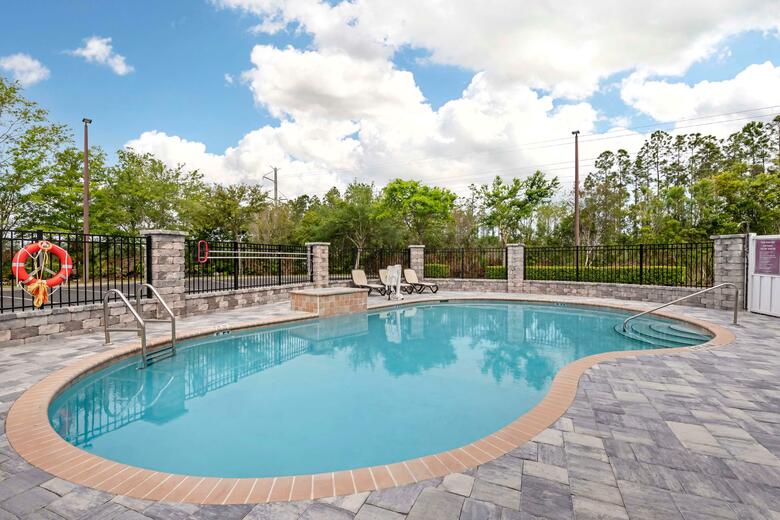 Hotel Best Western Plus First Coast Inn And Suites