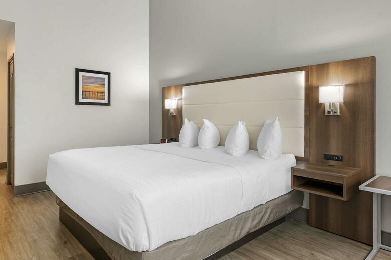 Hotel Best Western Plus First Coast Inn And Suites