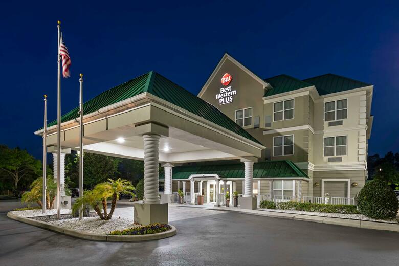 Hotel Best Western Plus First Coast Inn And Suites