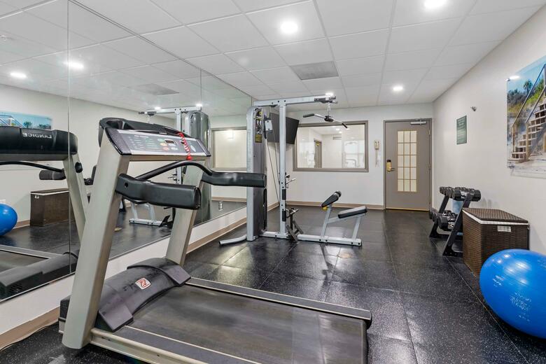 Hotel Best Western Plus First Coast Inn And Suites