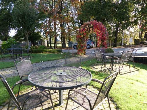Hotel La M�tairie & Son Auberge