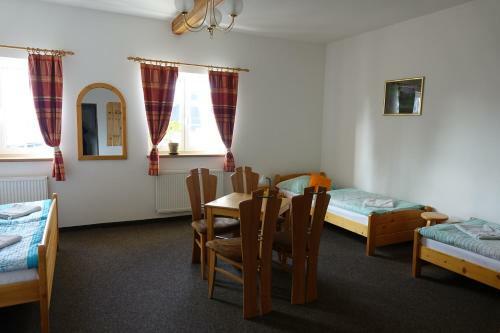 Hostal Penzion U Stud�nky