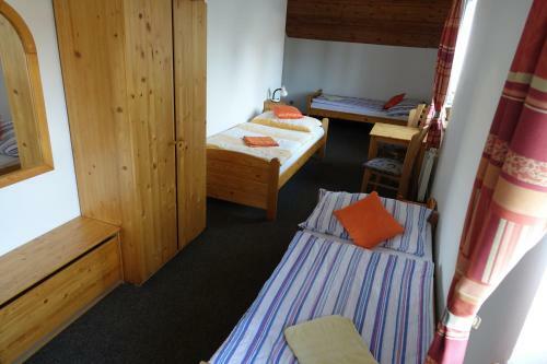 Hostal Penzion U Stud�nky