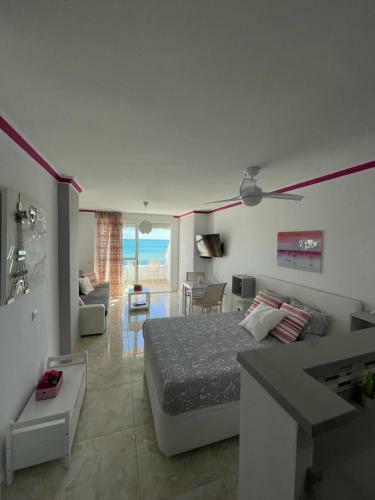 Apartamento Roca Chica. Studio - First Line Beach