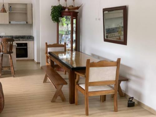 Villa Habitaci�n En Casa L�p� Con Desayuno