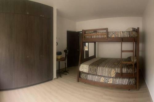 Villa Finca Y Piscina de Ensue�o