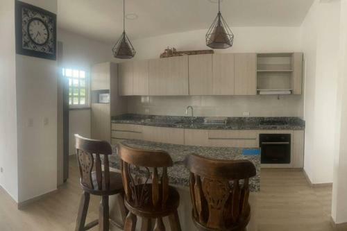 Villa Finca Y Piscina de Ensue�o