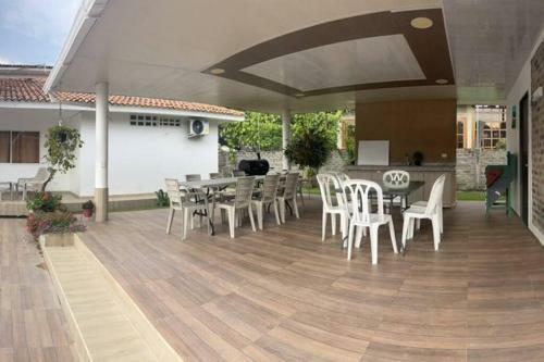 Villa Finca Y Piscina de Ensue�o