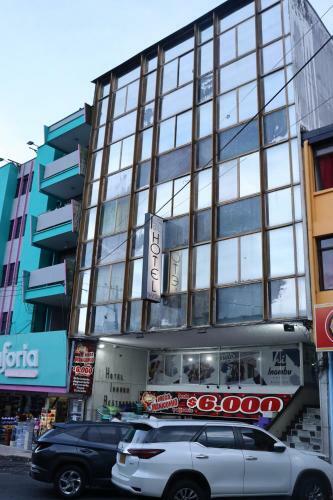 Hotel Inambu