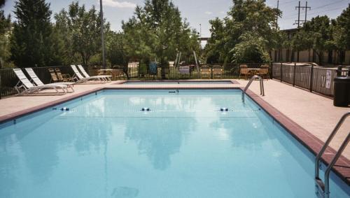 Motel Wayfarer Inn