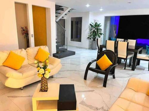 Mil�n Lugar Que Ofrece Tranquilidad Y Exclusividad