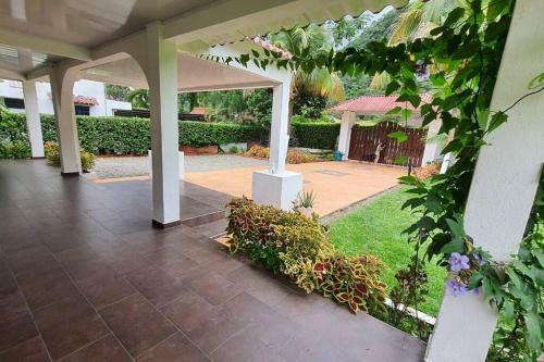 Villa Las Palmas