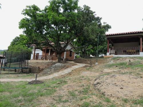 Caba�a Colonial Vista Verde