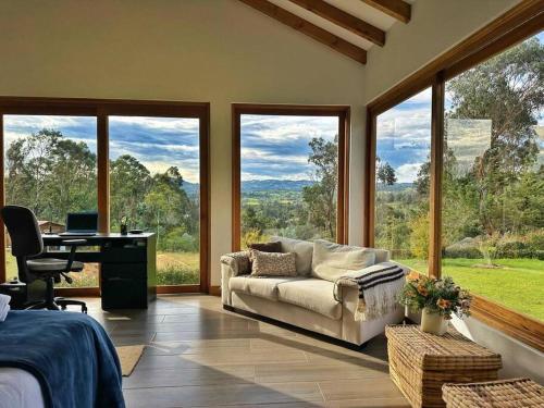 Casa Aran� - Vista Espectacular Y Mucho Jard�n