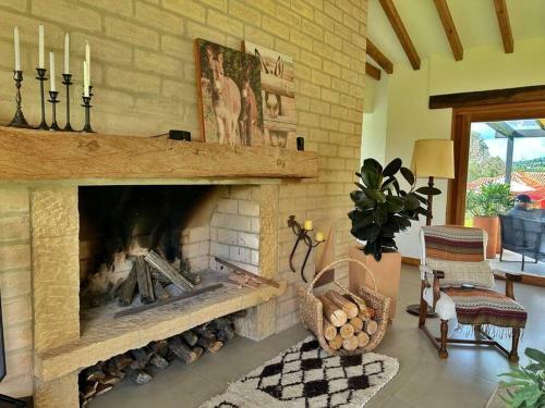 Casa Aran� - Vista Espectacular Y Mucho Jard�n