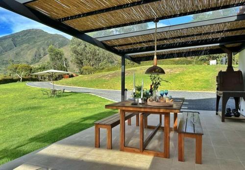 Casa Aran� - Vista Espectacular Y Mucho Jard�n