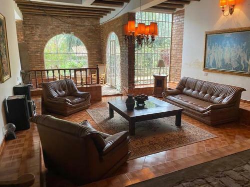 Hermosa Casa Campestre Con Piscina Y Jacuzzi