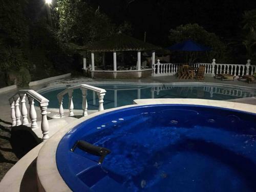 Hermosa Casa Campestre Con Piscina Y Jacuzzi