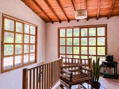 Aparthotel Los Lagos De Jas�