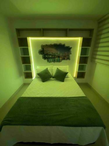 Apartamento En Condominio Lujoso de San Jer�nimo.