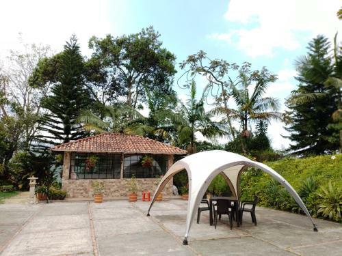 Captivating 4-bed Chalet Las Casitas En El Aire