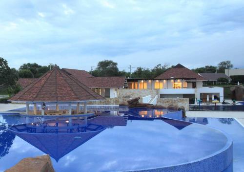 Beautiful Apartment In Girardot, Puerto Tranquilo