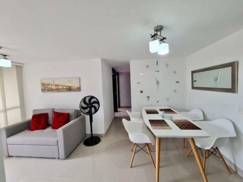Moderno Apartamento Cerca Metro, Zonas Tur�sticas
