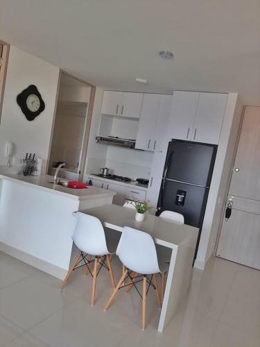 Paradis�aco Apartamento En Ricaurte - La Morada