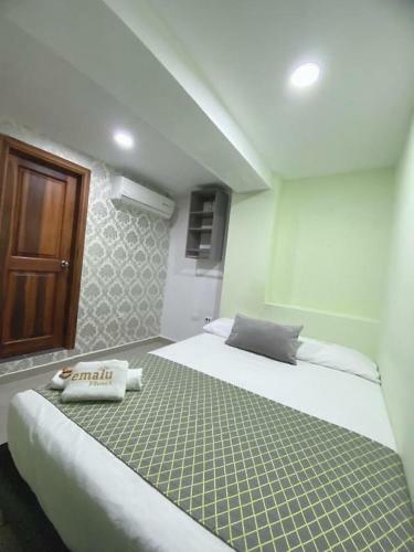 Hotel Emal� M&c