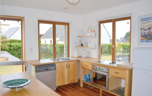 Holiday Home Loctudy Rue De Sables Blancs