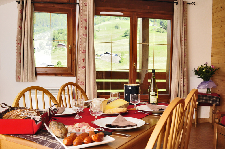 Aparthotel R�sidence N�m�a Les Chalets Des Evettes