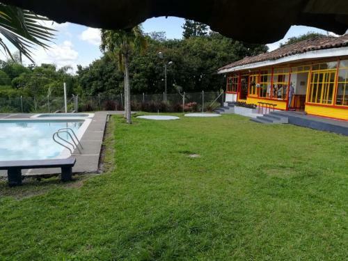 Agroturismo Finca Cafetera En El Quindio
