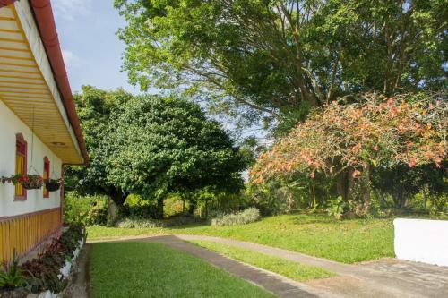Agroturismo Finca Cafetera En El Quindio