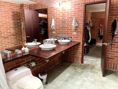 Casa 38 De La Parcelaci�n Lagos De Pontezuela