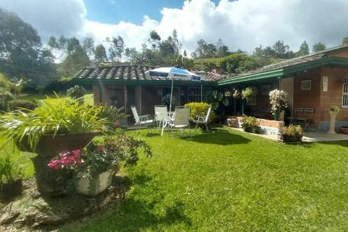 Acogedora Casa de Campo En El Oriente de Antioquia