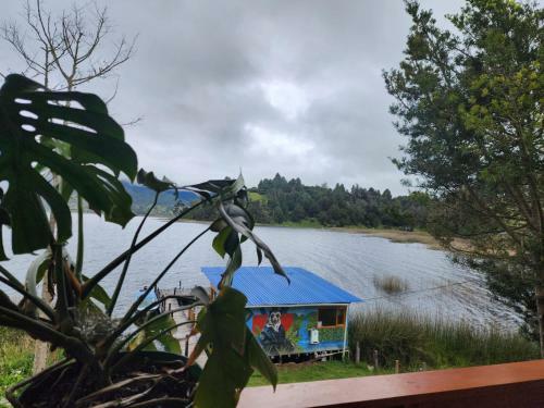 Caba�as Arco�ris Del Lago N� 2