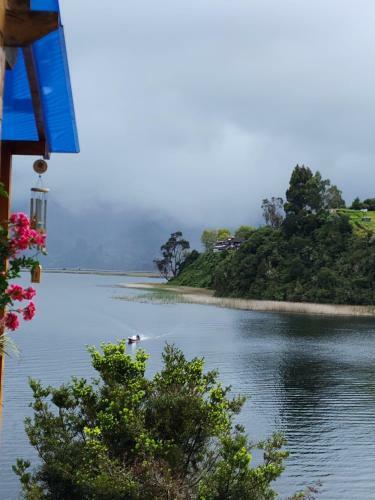 Caba�as Arco�ris Del Lago N� 5