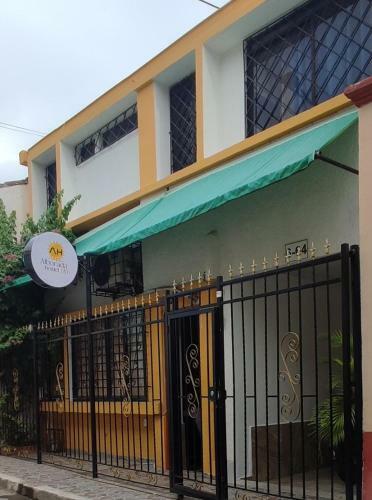 Alborada Hostel B&B