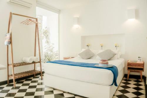 Hotel La Puerta Azul