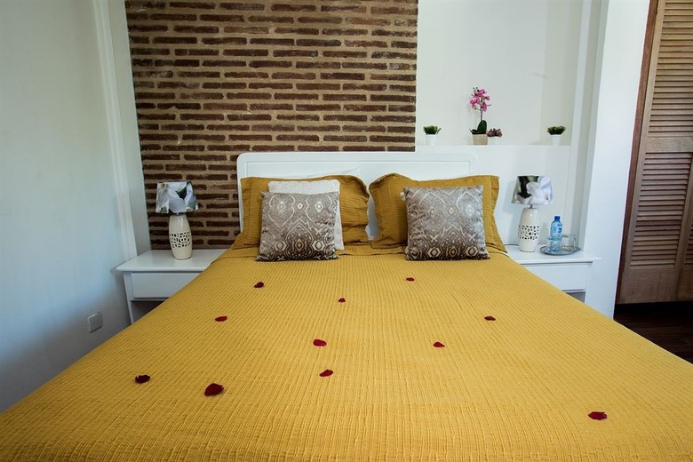 Bed & Breakfast Portes 9