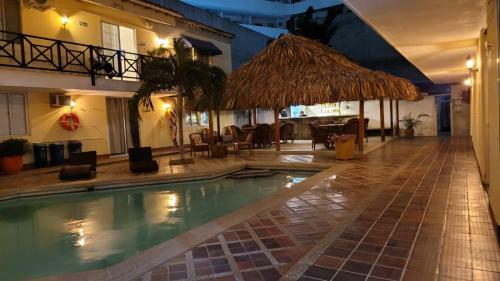 Hotel Najhomi Beach