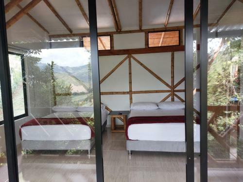 Bed & Breakfast Las Caba�as Del Escobo-caba�a Guacamayas
