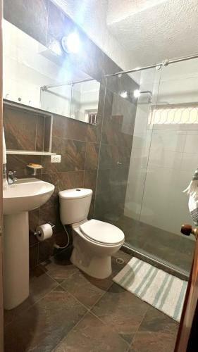 Apartamento C�ntrico-a Pie Del Mar Y Del Casco Hist�rico+a/c
