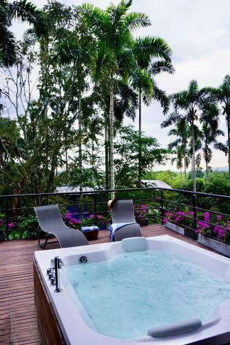 Nirvana Bed And Breakfast Eco Villa In Cerritos