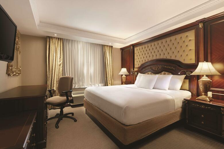Hotel Park Inn By Radisson Toronto Airport West