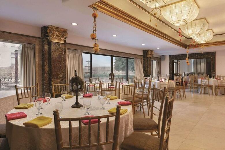 Hotel Park Inn By Radisson Toronto Airport West